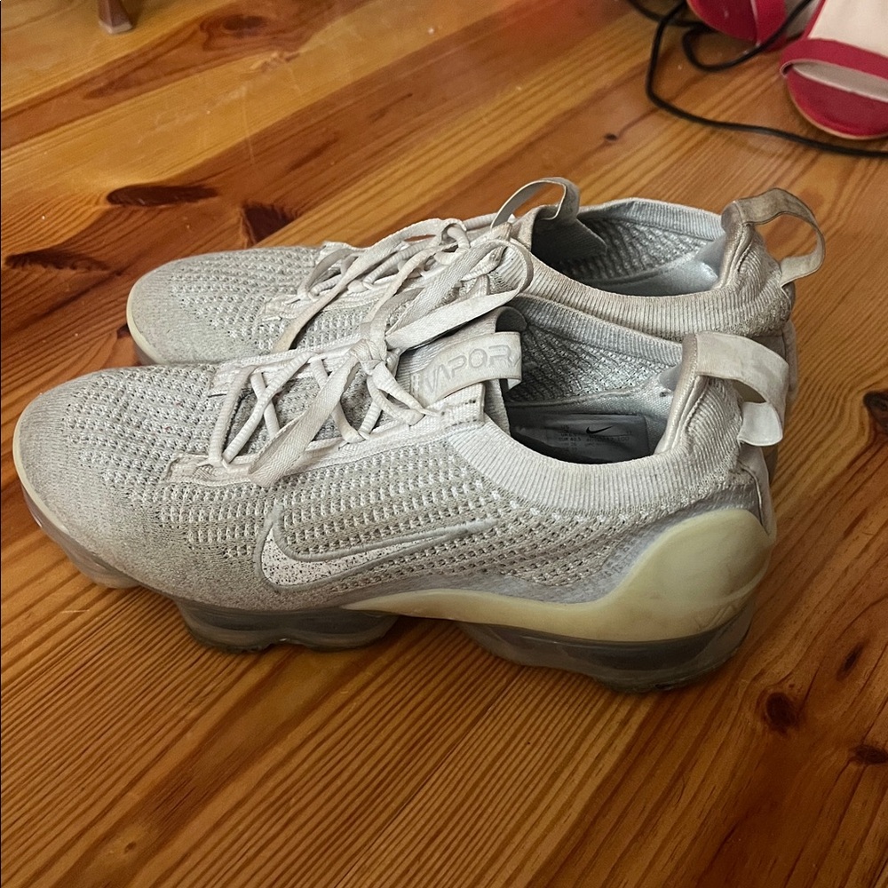 Women’s Nike vapor max